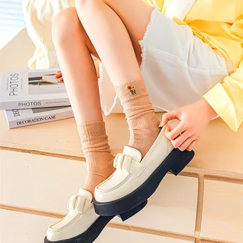 Женские летние носки из дышащей сетки с цветочной вышивкой для девочек, ультратонкие носки средней длины, однотонные прозрачные шелковые носки с кристаллами