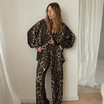 Модные Домашние пижамные комплекты с леопардовым принтом Для женщин, кардиган из имитированной шелковой ткани, Свободная пижама с отворотом, Длинный рукав со штанами, 2 шт.