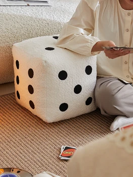 Дизайнерская квадратная подушка, креативное произведение искусства, сидящее на полу, детская игрушка, диванная подушка-подушечка